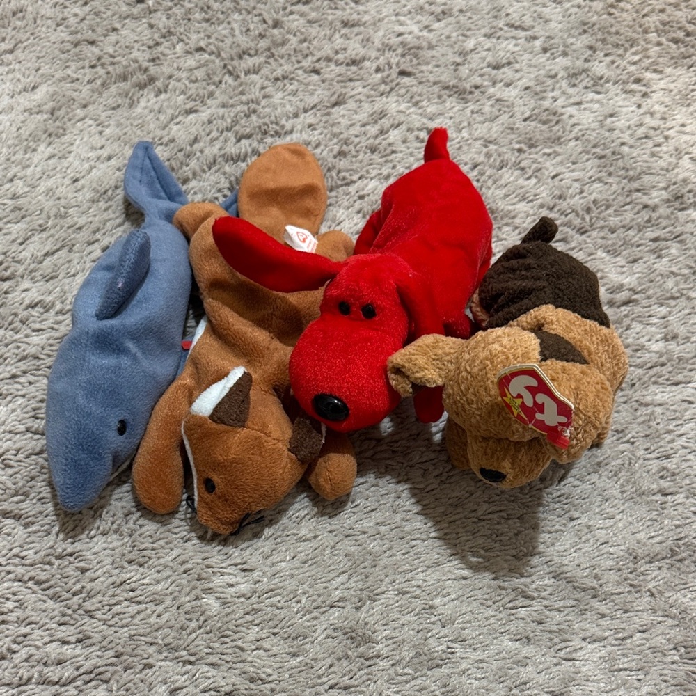 beanie babies Ty - Red Dachshund, Blue Dolphin, Brown Fox, Tan/Brown Puppy